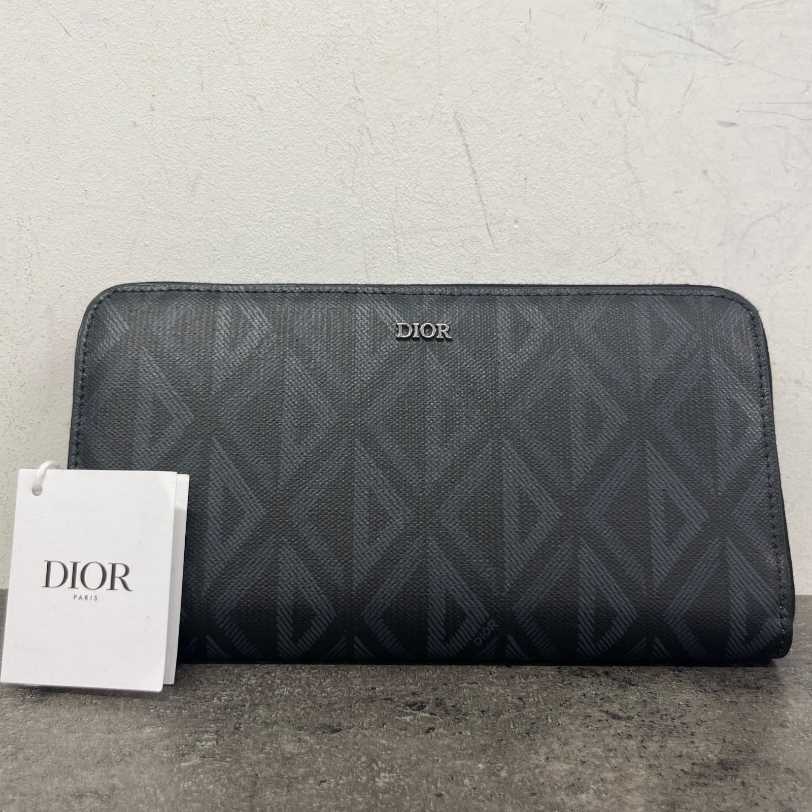 Women's Cd Diamond Zipped Long Wallet Black - Photo 11