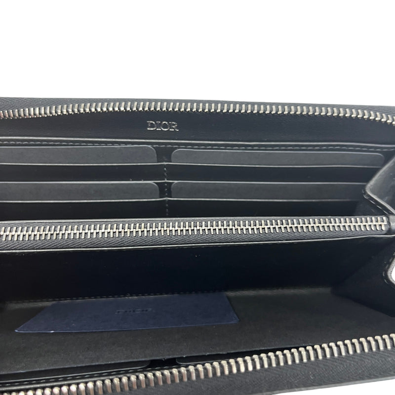 Women's Cd Diamond Zipped Long Wallet Black
