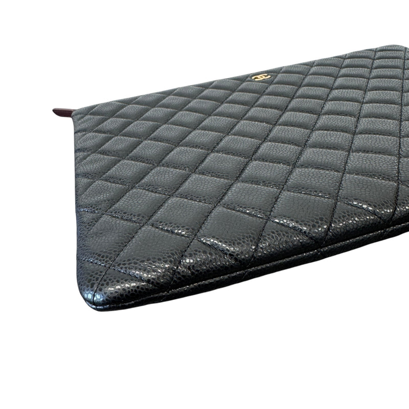 Women's Timeless/Classique Caviar Quilted Clutch Black