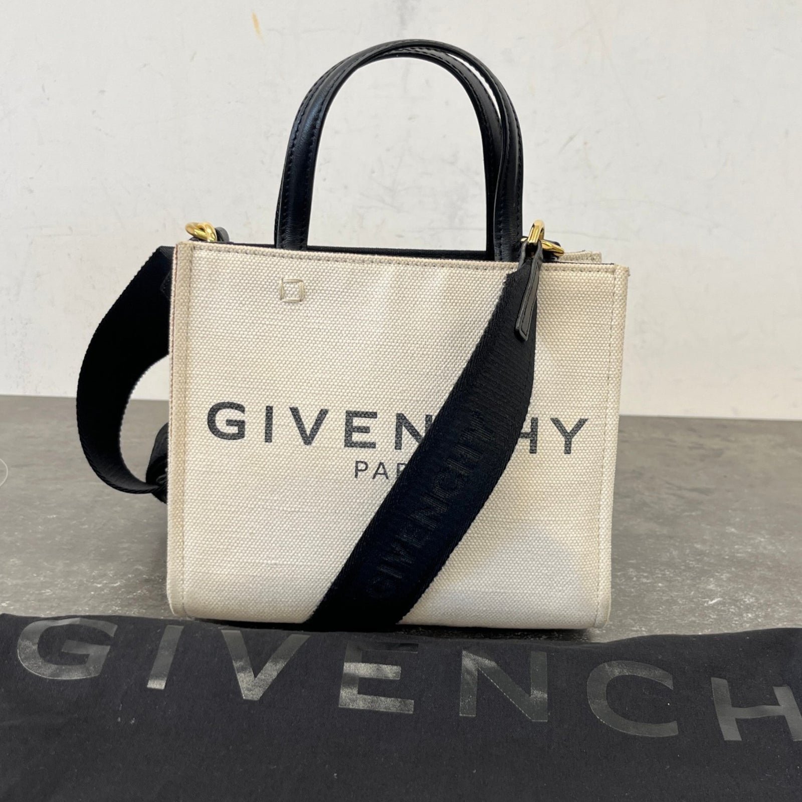 Women's Mini G-Tote Linen-blend Tote Bag Beige - Photo 13