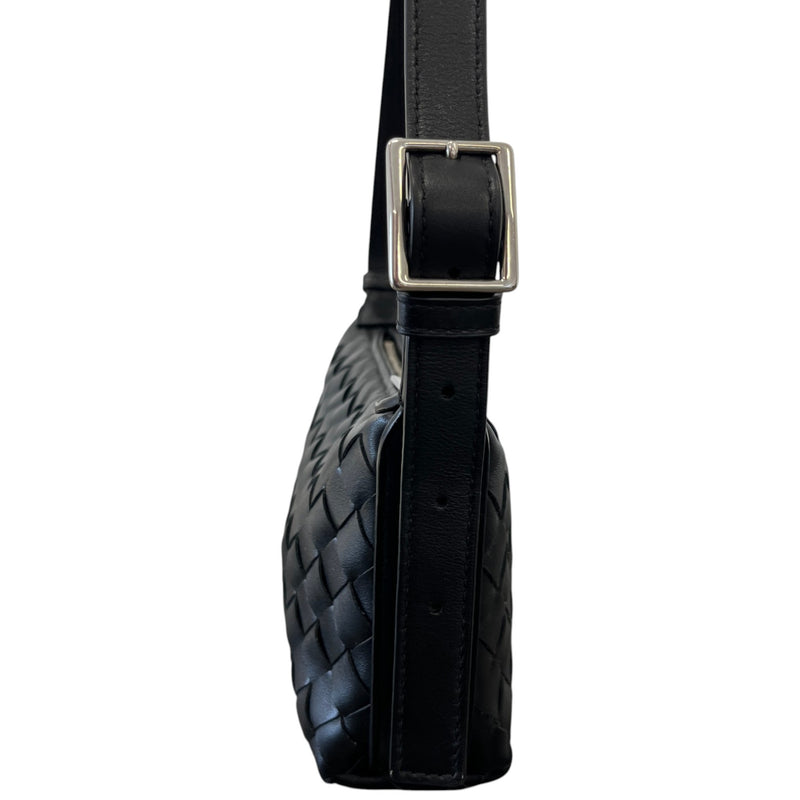 Women's Intrecciato Traveler Phone Pouch Bag Black