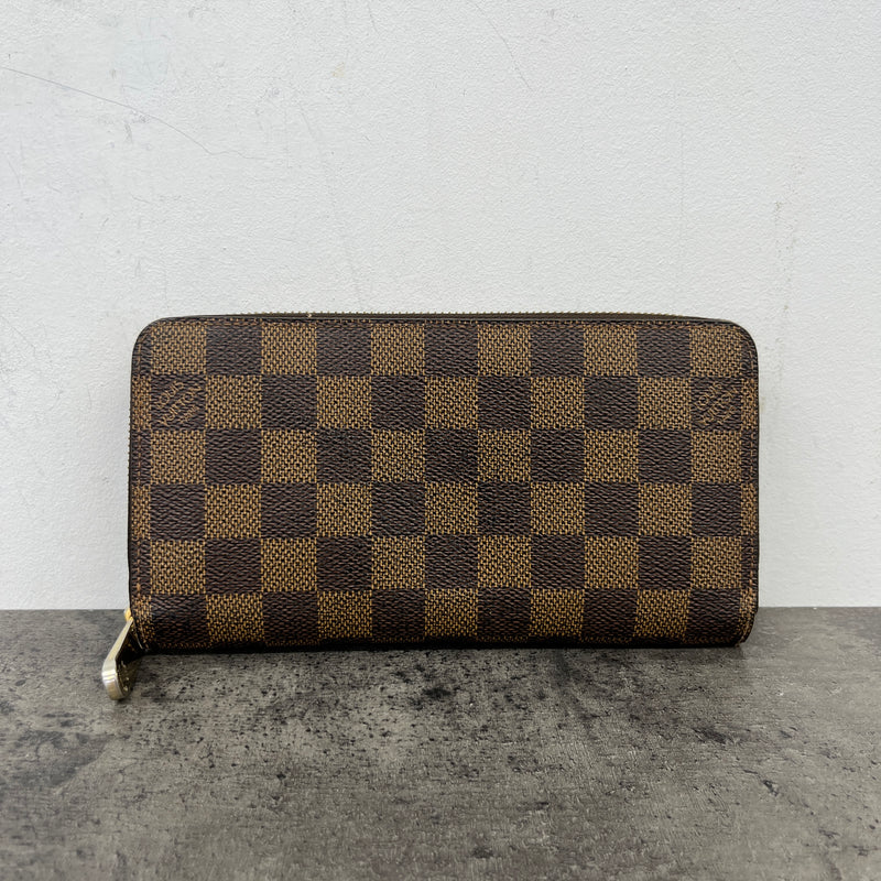 Women's Damier Ebene Zippy Wallet Brown