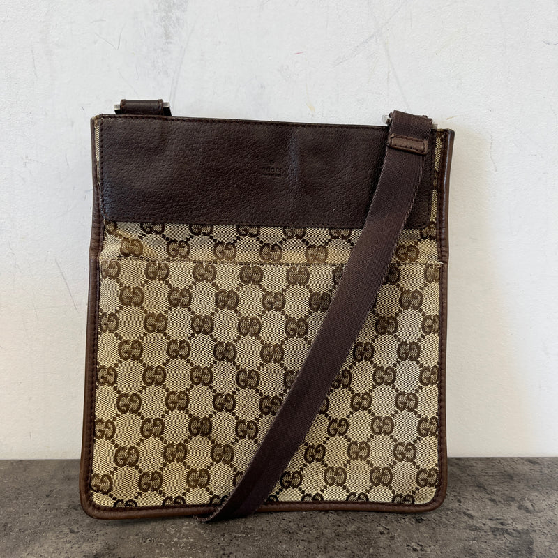 Men's Gg Supreme Messenger Bag Beige