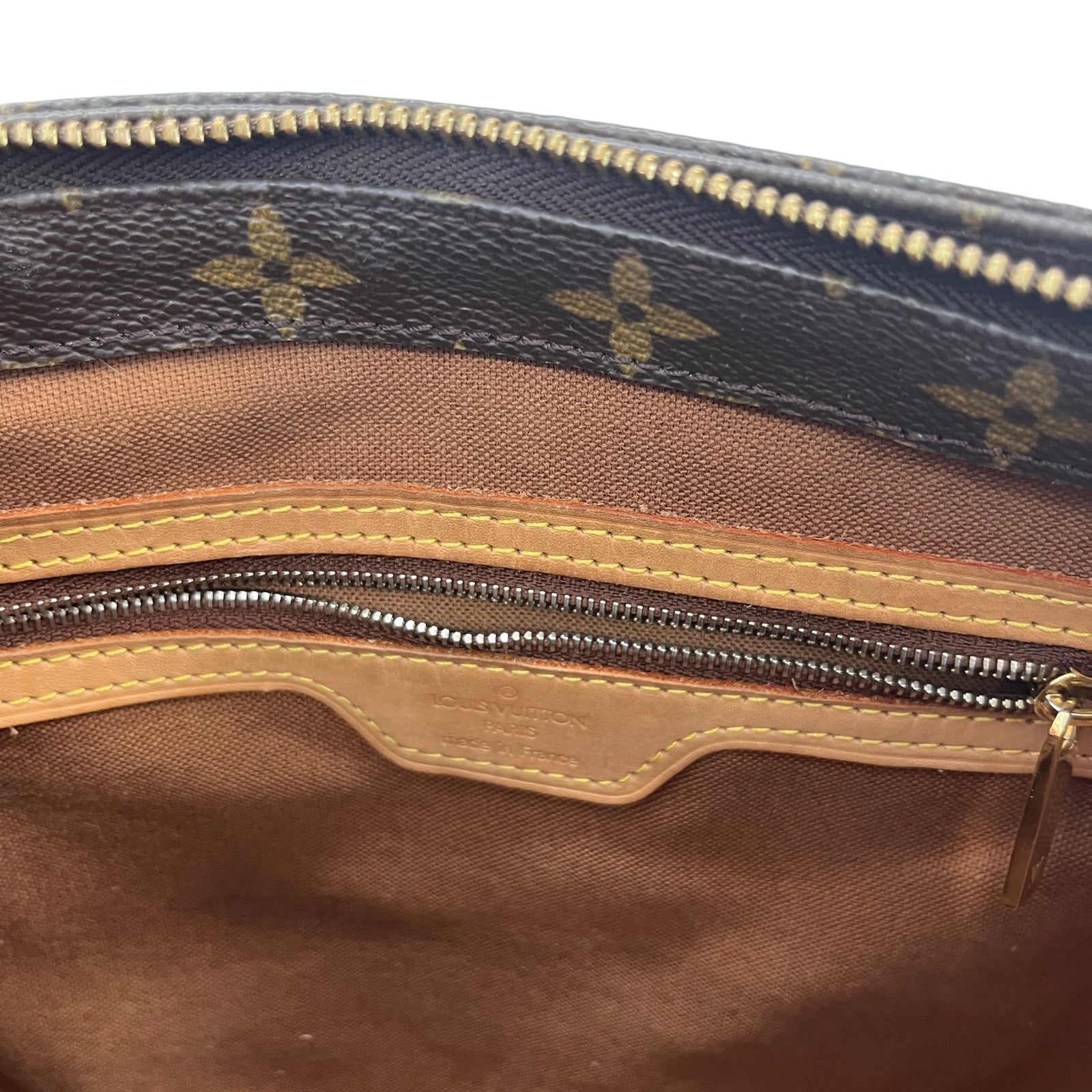Women's Monogram Piano Handbag Brown - Photo 11