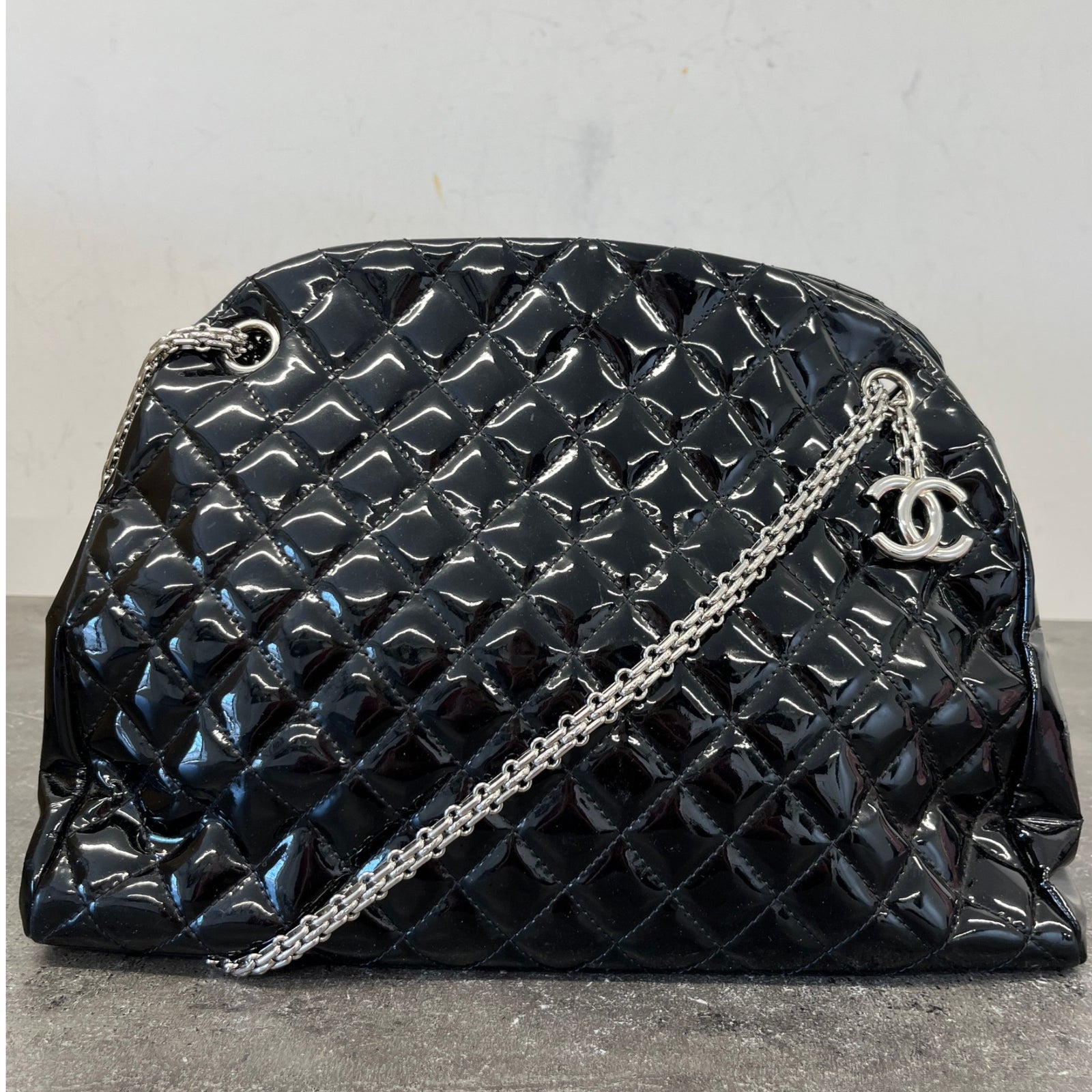 Women's Medium Just Mademoiselle Bowler Patent Bag Black - Photo 13