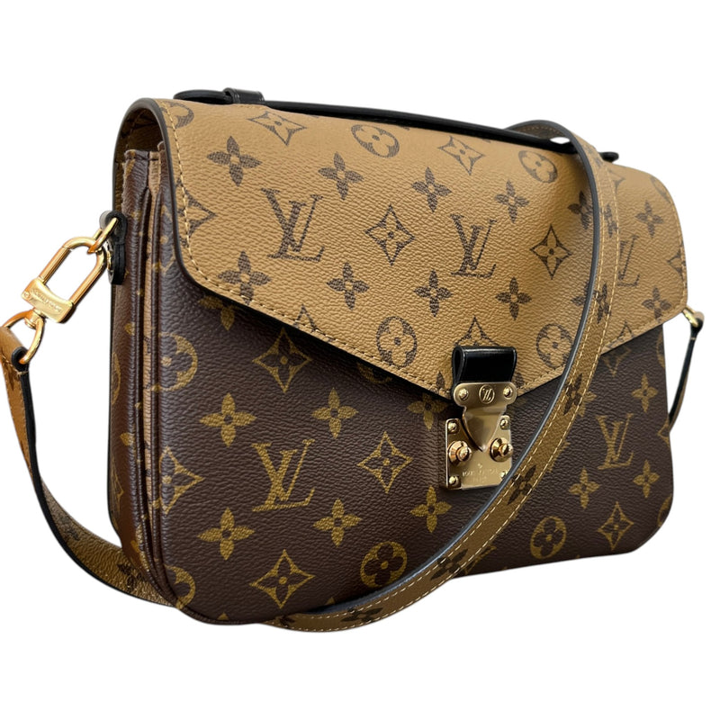 Women's Monogram Reverse Pochette Métis Handbag Brown