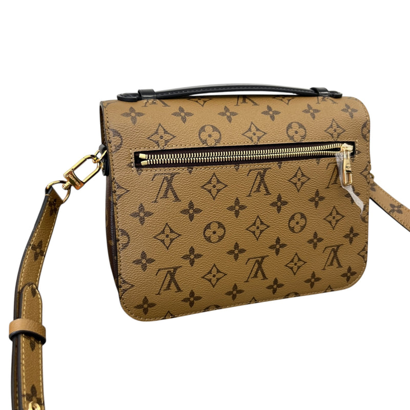 Women's Monogram Reverse Pochette Métis Handbag Brown