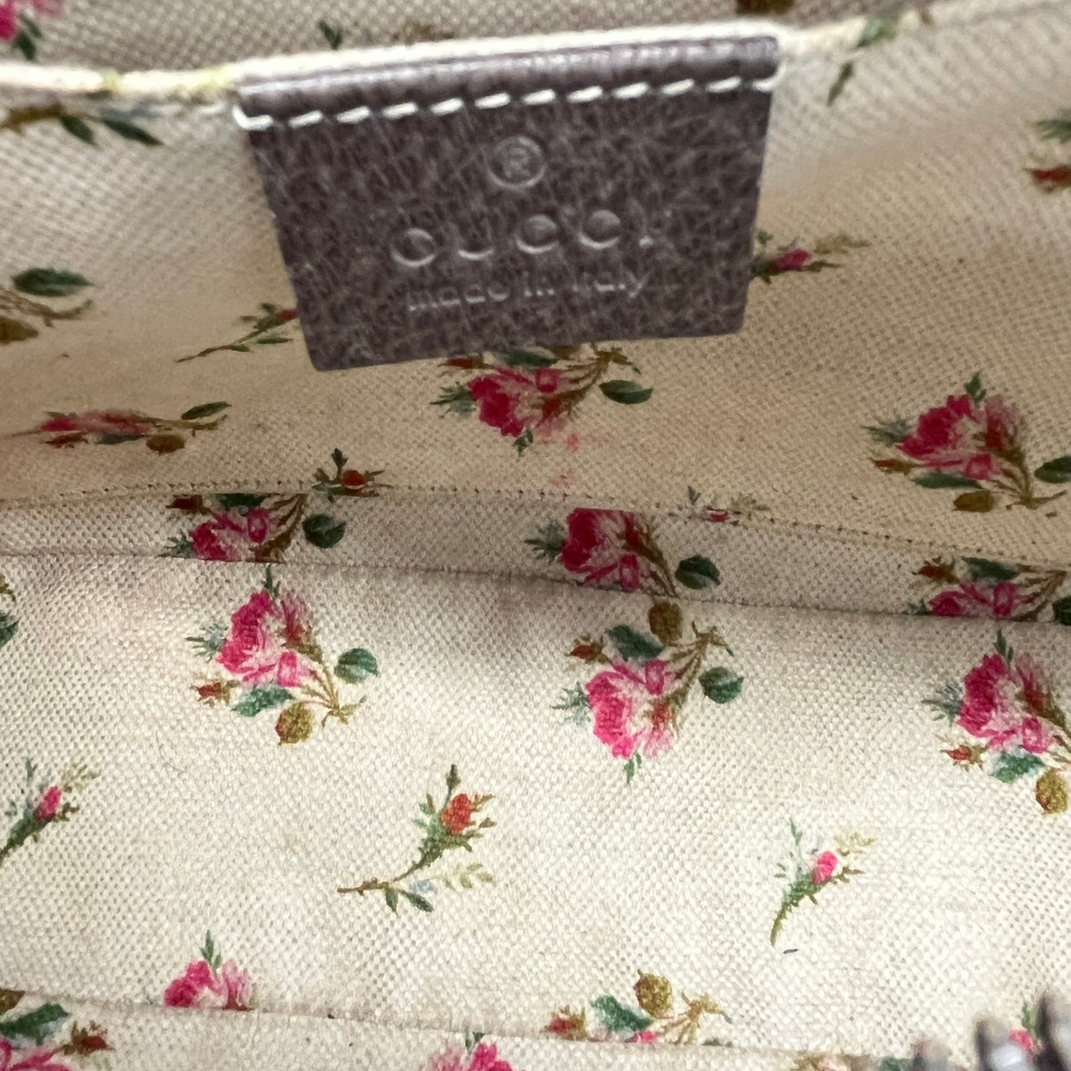 Women's GG Supreme Neo Vintage Camera Crossbody Bag Brown - Photo 13