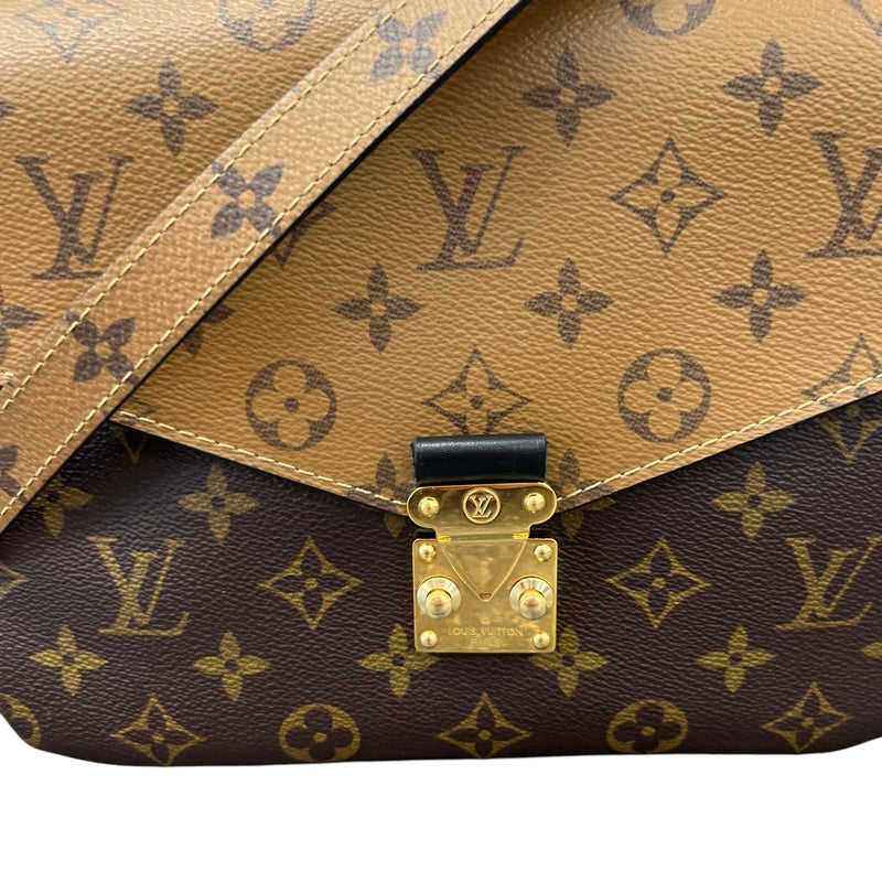 Women's Monogram Pochette Métis Handbag Brown