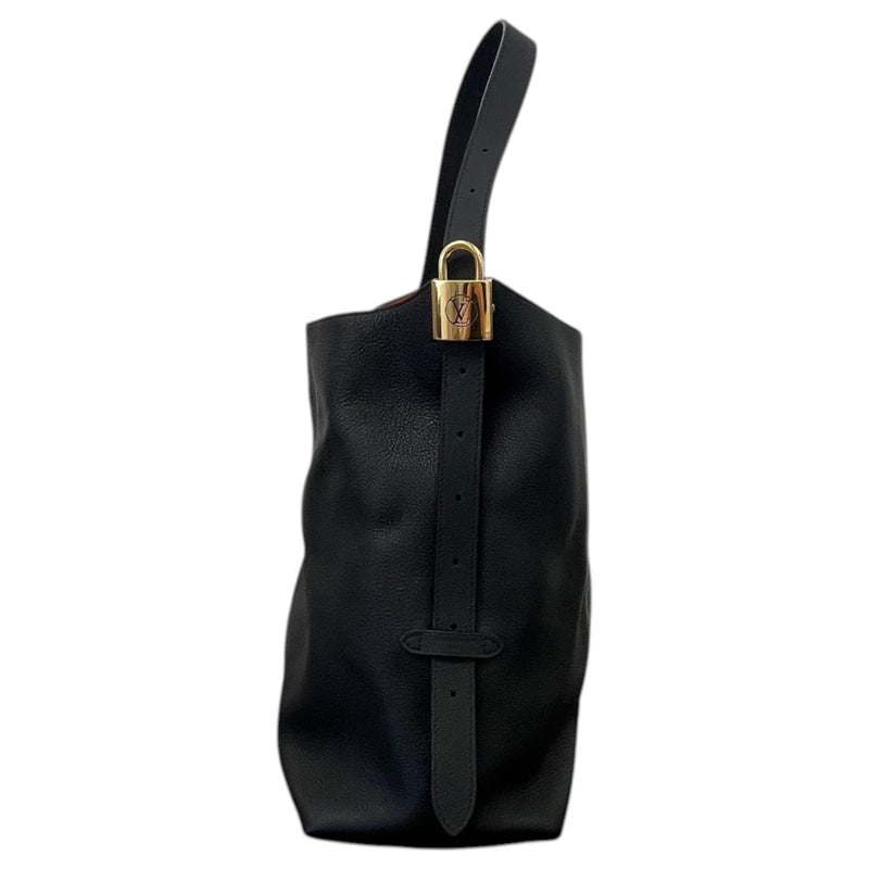 Women's Low Key Hobo Handbag Black