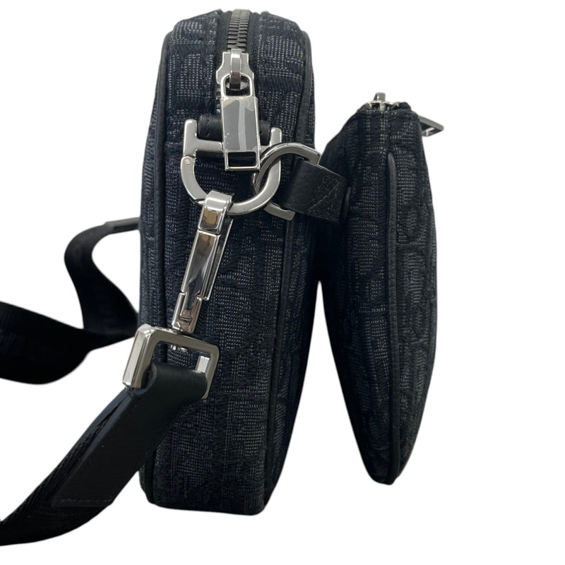 Men's Saddle Triple Pouch Messenger Bag Black