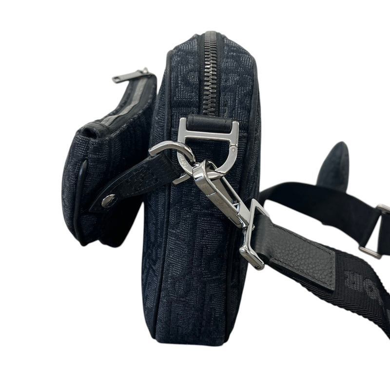 Men's Saddle Triple Pouch Messenger Bag Black