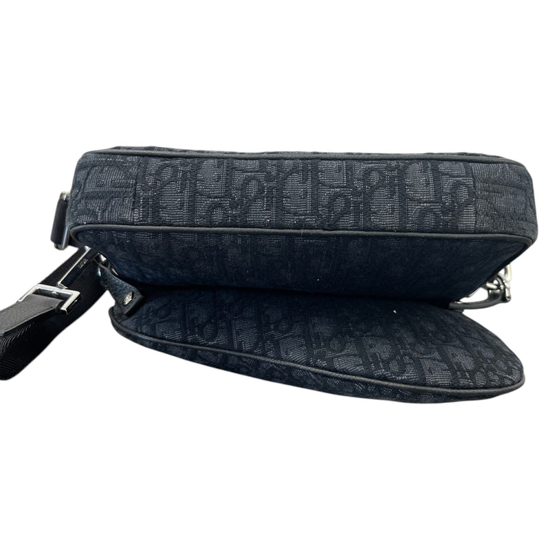 Men's Saddle Triple Pouch Messenger Bag Black