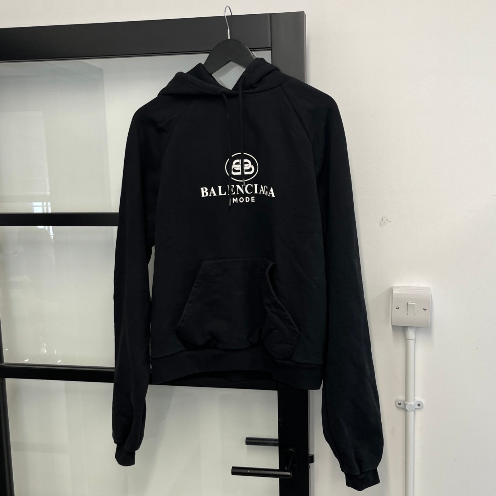 Men's BB Mode Logo Hoodie Black Size M - Photo 8