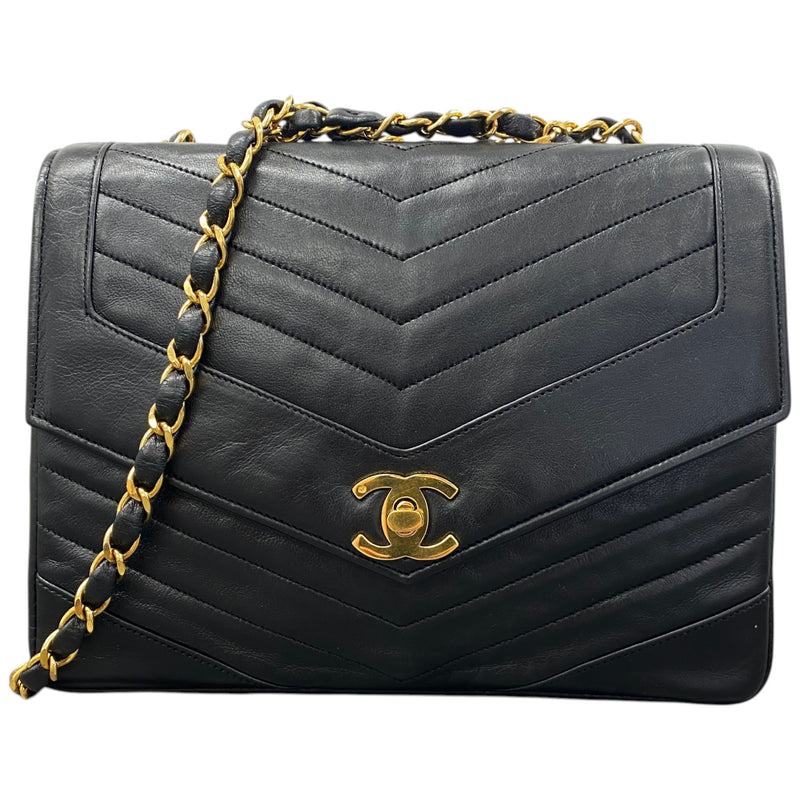 Women's Vintage 1908S Chevron Envelope Lambskin Single Flap Bag Black