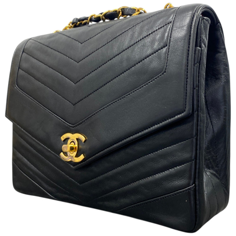 Women's Vintage 1908S Chevron Envelope Lambskin Single Flap Bag Black