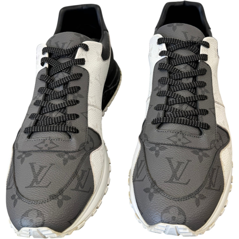 Men's Run Away Low Trainers Black Size UK 9.5 / EU 43.5