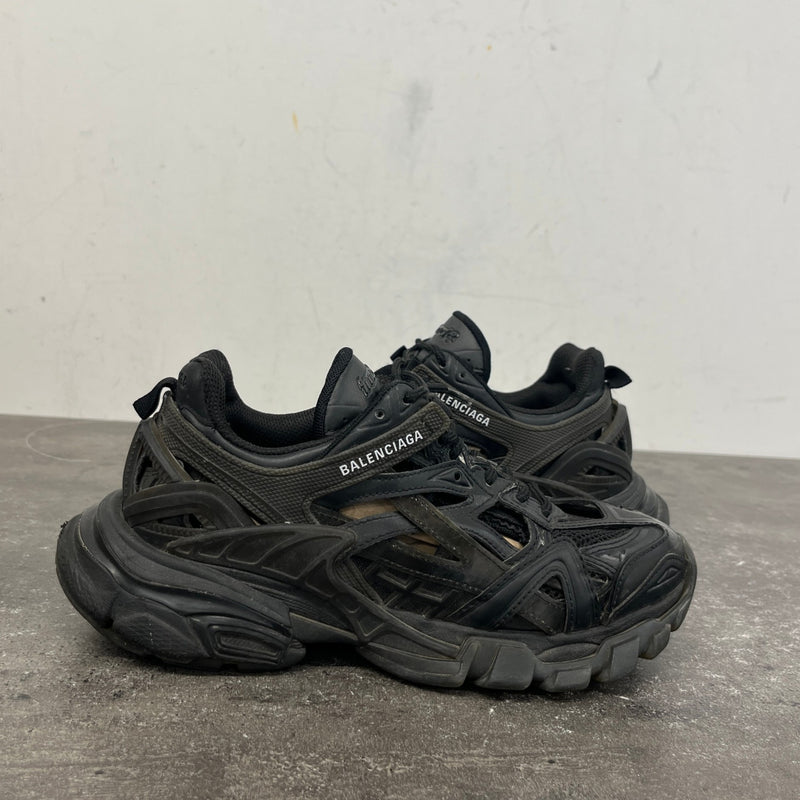 Women's Track 2 Low Trainers Black Size UK 3 / EU 36