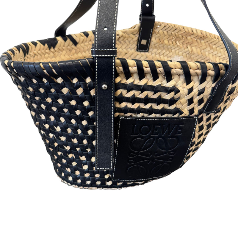 Women's Straw Basket Medium Handbag Beige
