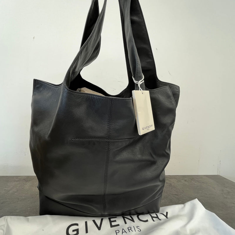 Women's George V Lambskin Tote Bag Black