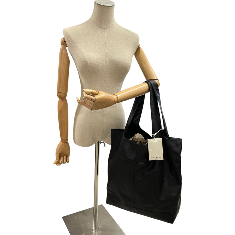 Women's George V Lambskin Tote Bag Black