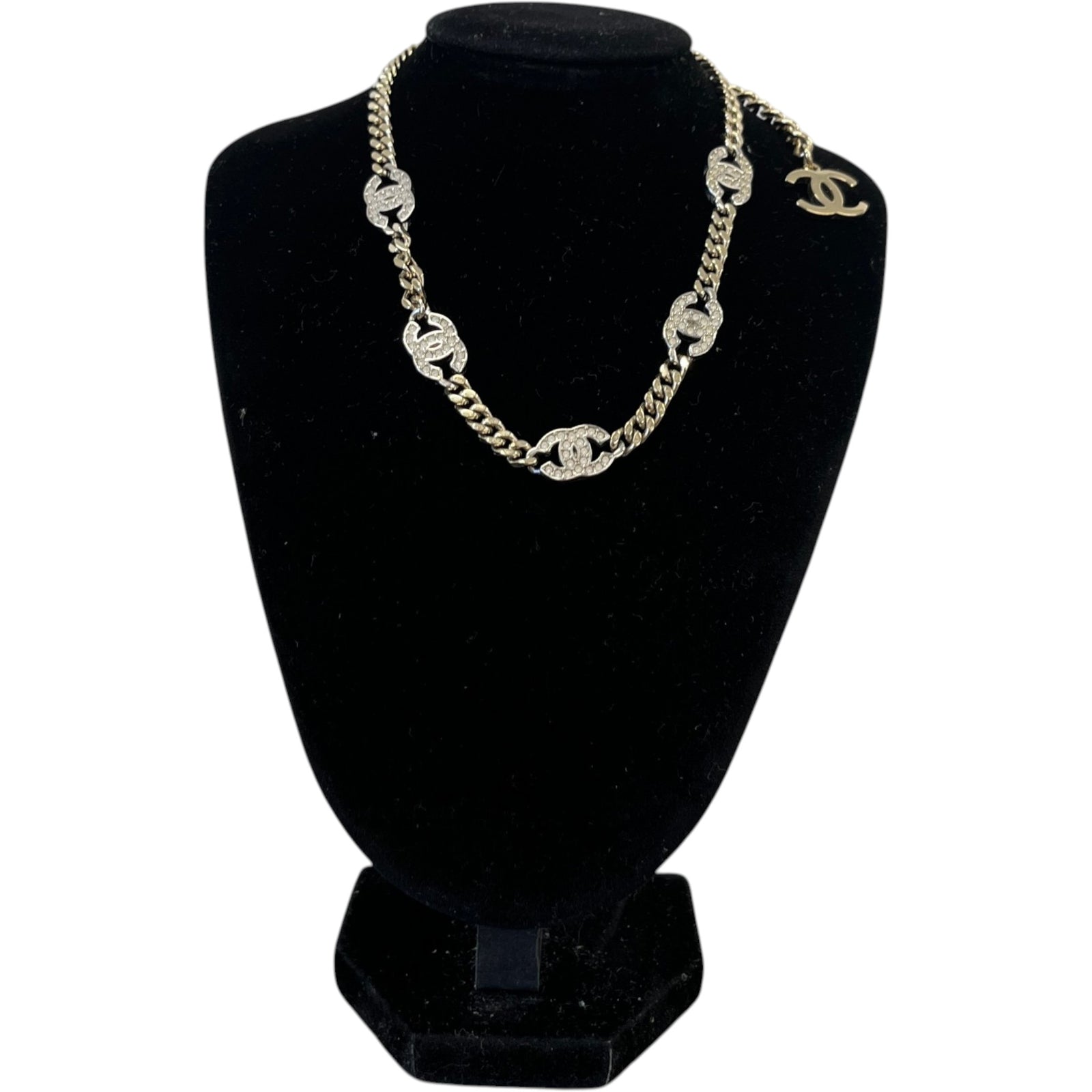 Women's Crystal Cc Choker Necklace Silver - Photo 1