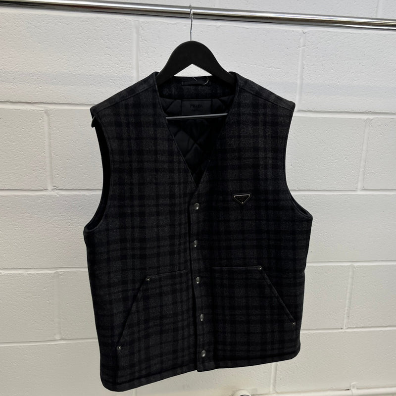 Men's Triangle Logo Plaid Gilet Black Size L