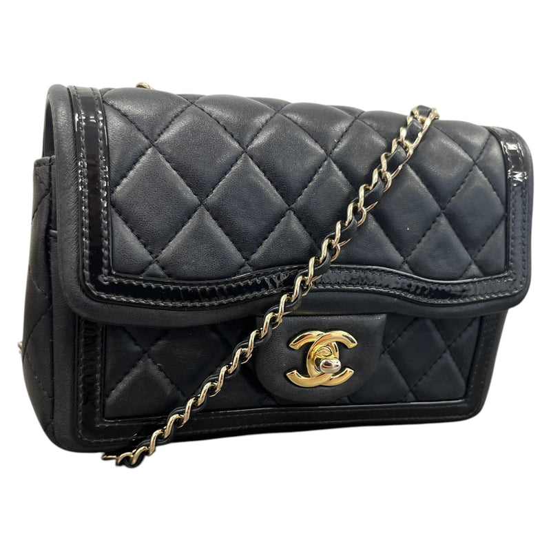 Women's Lambskin Quilted Mini Flap Crossbody Bag Black