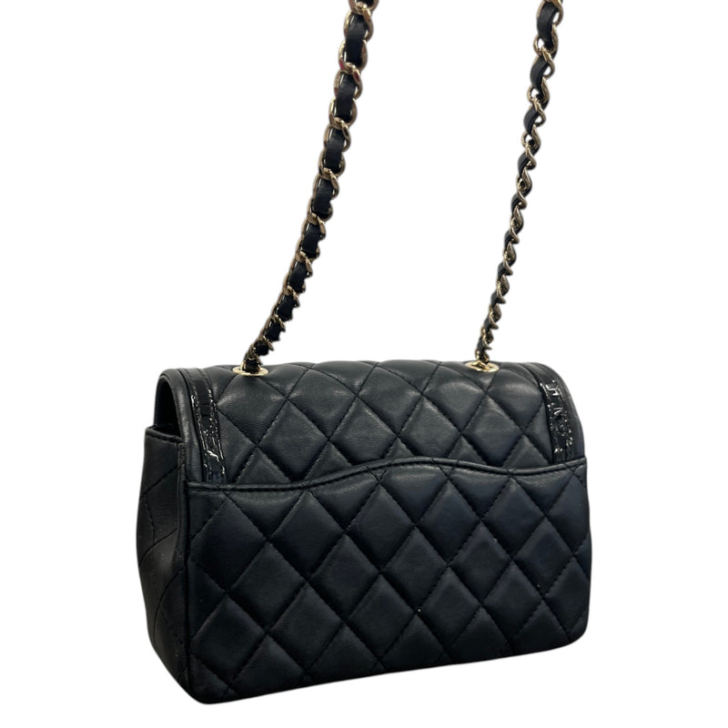 Women's Lambskin Quilted Mini Flap Crossbody Bag Black
