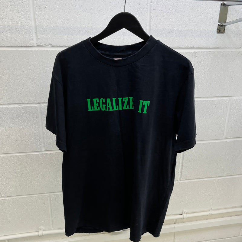 Men's Legalize It Distressed T-Shirt Black Size M
