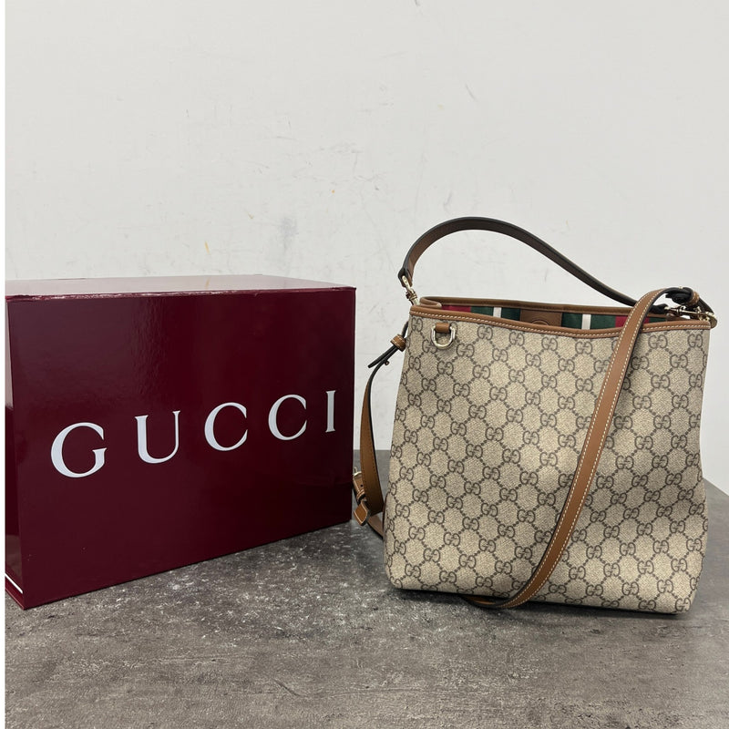 Women's GG Supreme Emblem Handbag Beige
