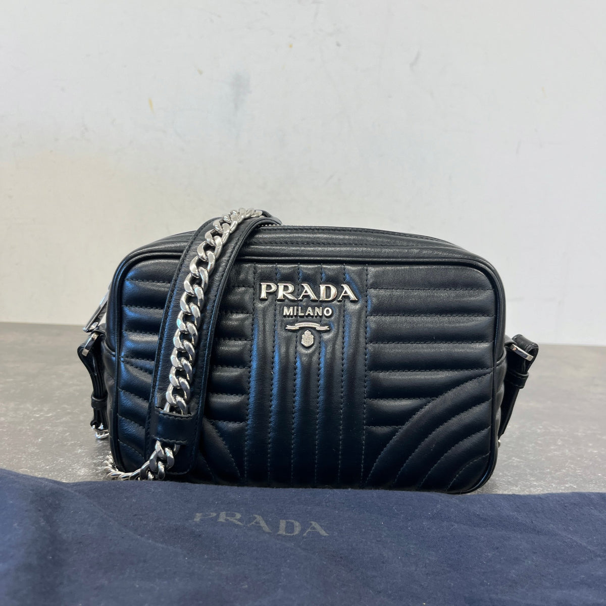 Women's Diagramme Camera Crossbody Bag Black - Photo 14