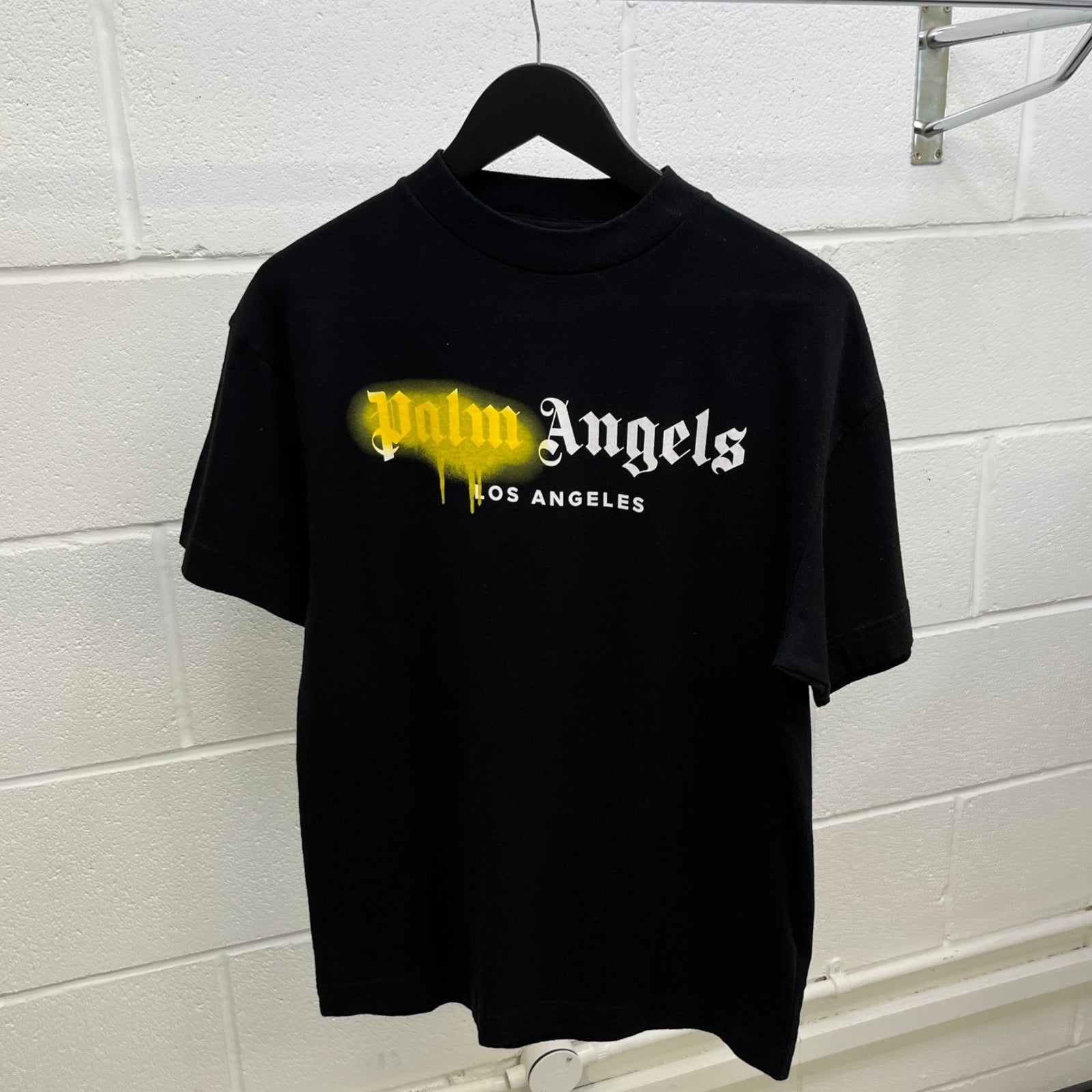 Men's La Sprayed Logo T-Shirt Black Size XS - Photo 7