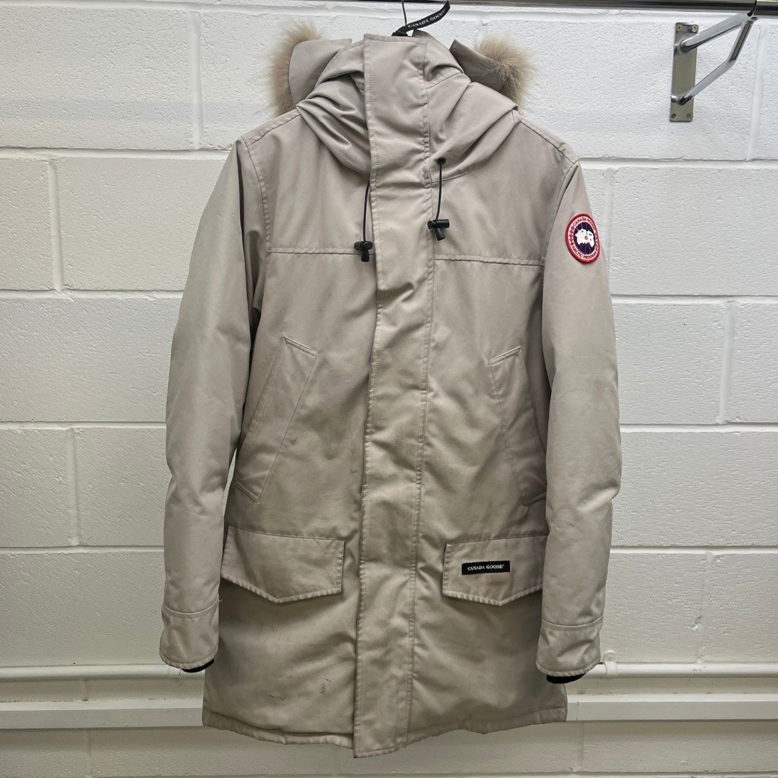 Men's Langford Limestone Down Jacket Beige Size S - Photo 10