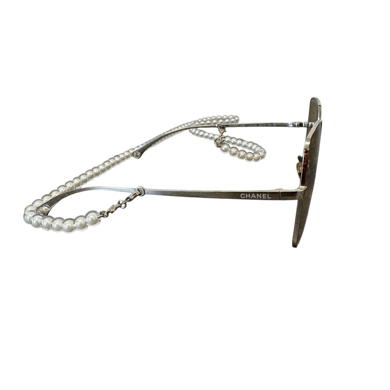 Women's Pearl Chain 4262 Sunglasses Silver