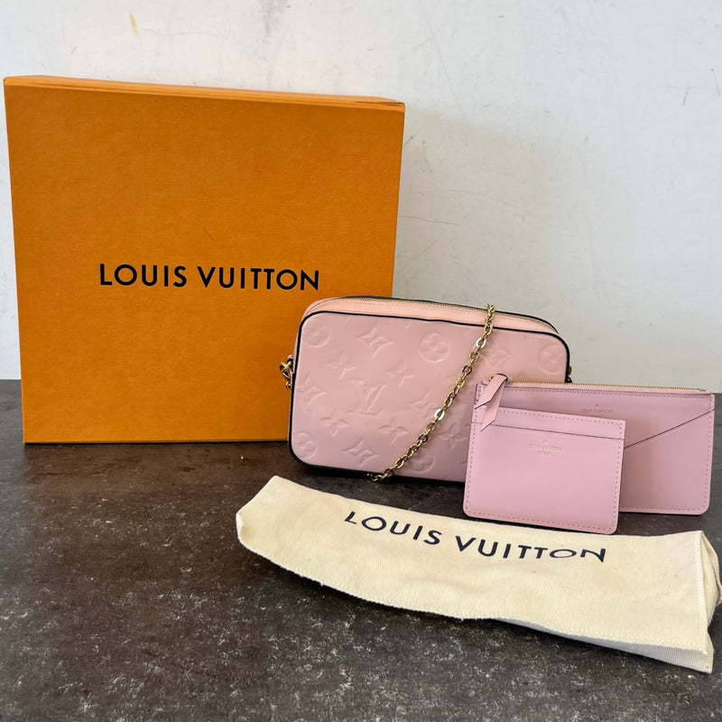 Women's Monogram Vernis Camera Pouch Bag Pink