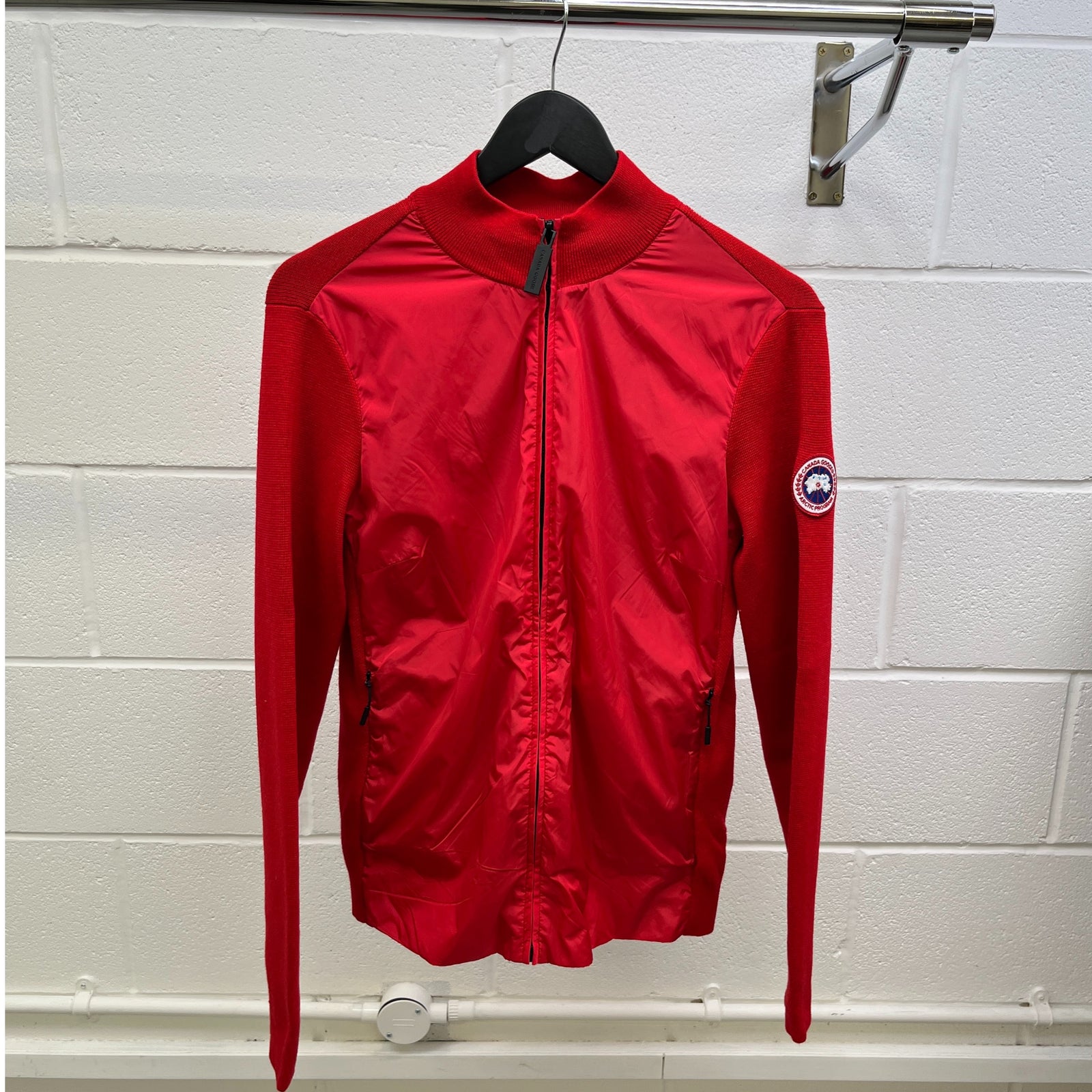 Women's Windbridge Jacket Red Size M - Photo 8