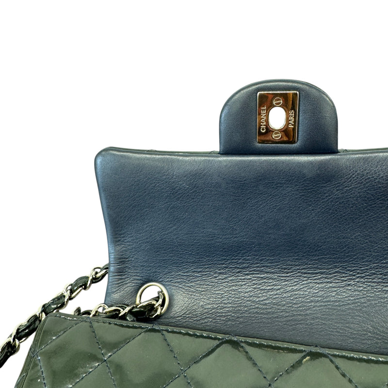 Women's Classic Flap Mini Handbag Green