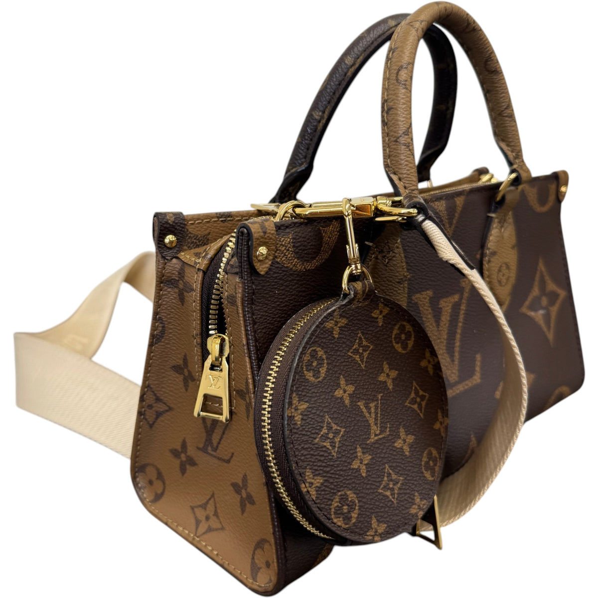 Women's Reverse Monogram On The Go East West Handbag Brown - Photo 4