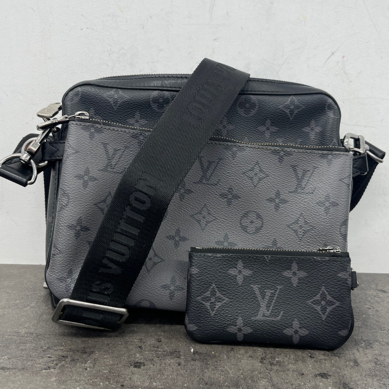 Men's Monogram Eclipse Trio Messenger Bag Black - Photo 13