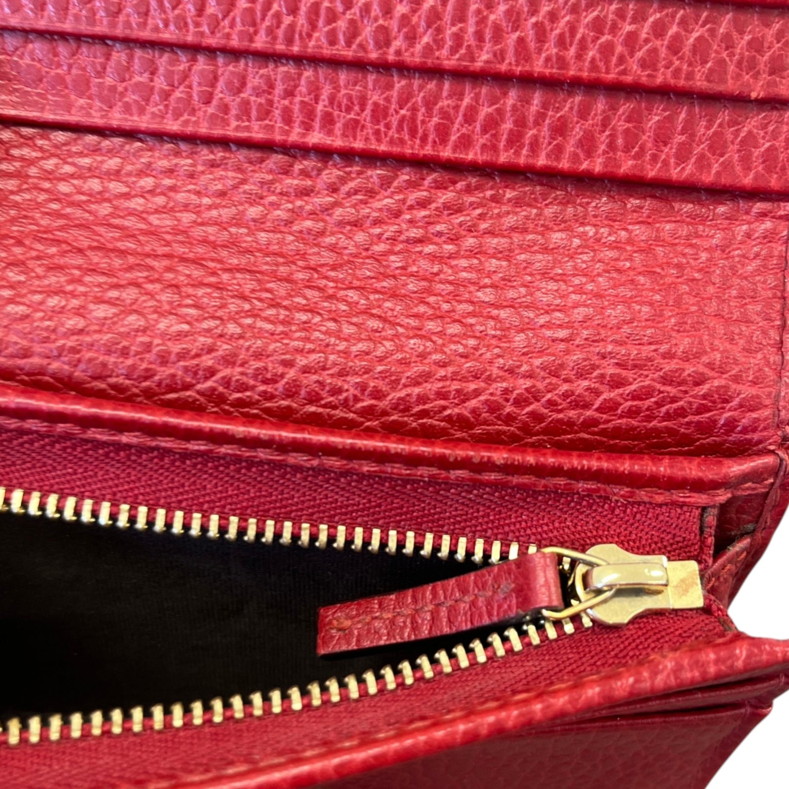 Women's Interlocking G Wallet Red - Photo 10