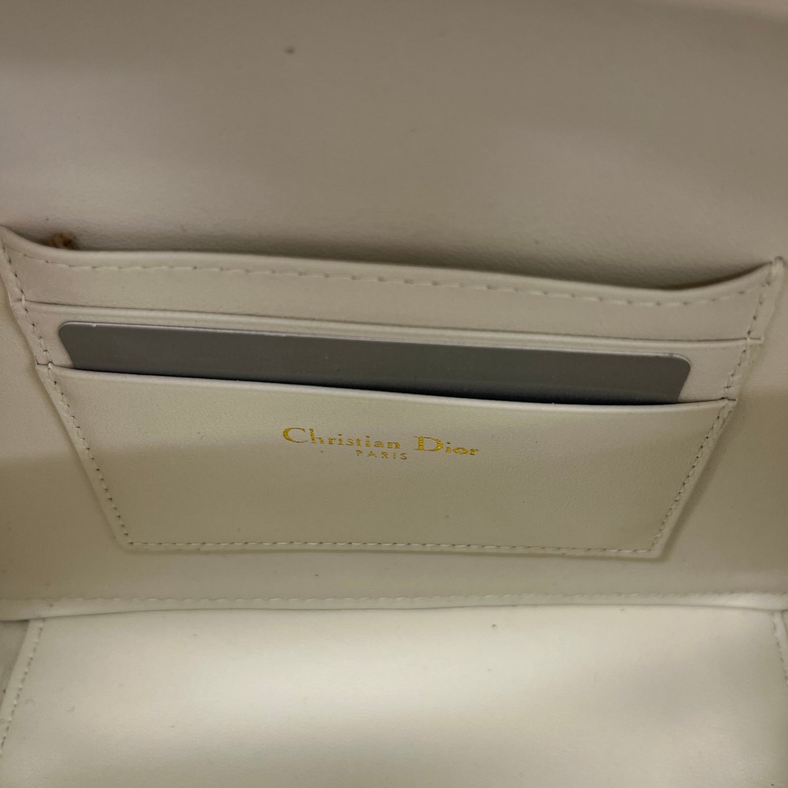 Women's Caro Box Quilted Macrocannage Bag White - Photo 13