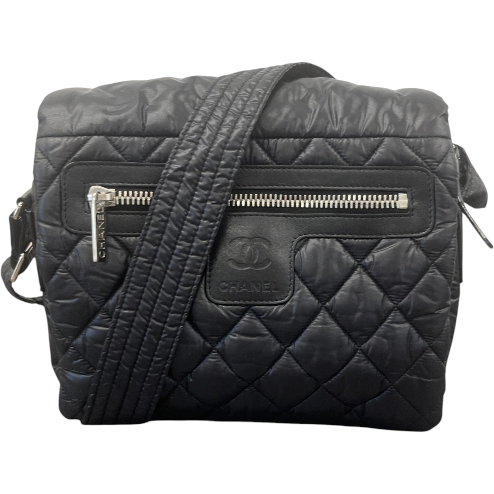 Women's Medium Coco Cocoon Messenger Bag Black - Photo 1