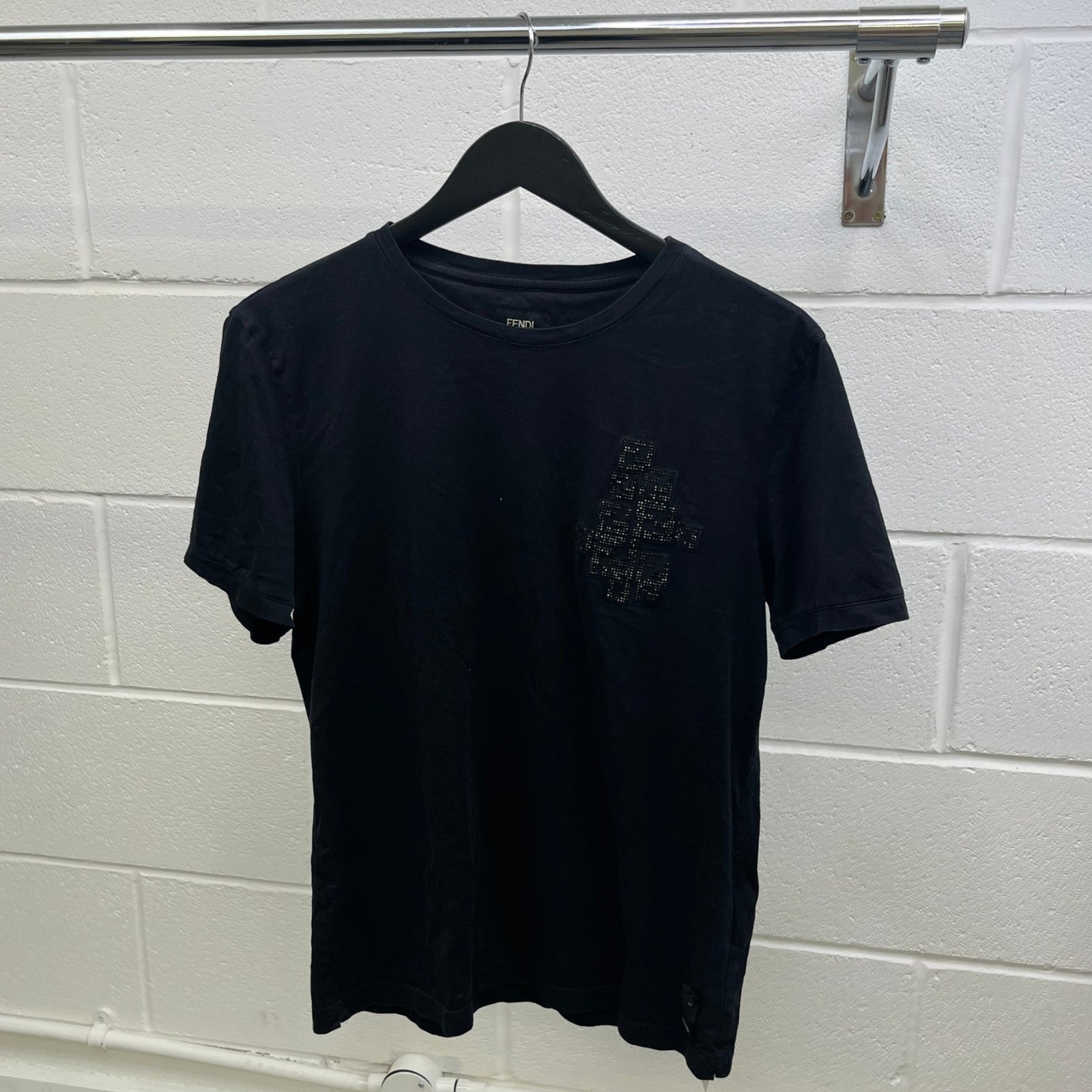 Men's Embellished Logo T-Shirt Black Size L - Photo 9