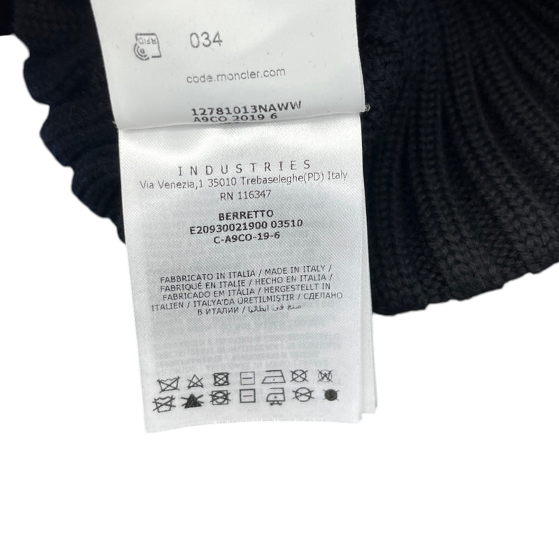 Women's Pom Pom Beanie Hat Black