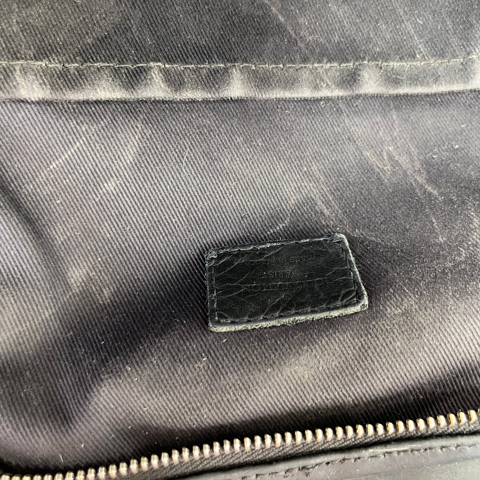 Men's Damier Graphite Avenue Sling Bag Black - Photo 9