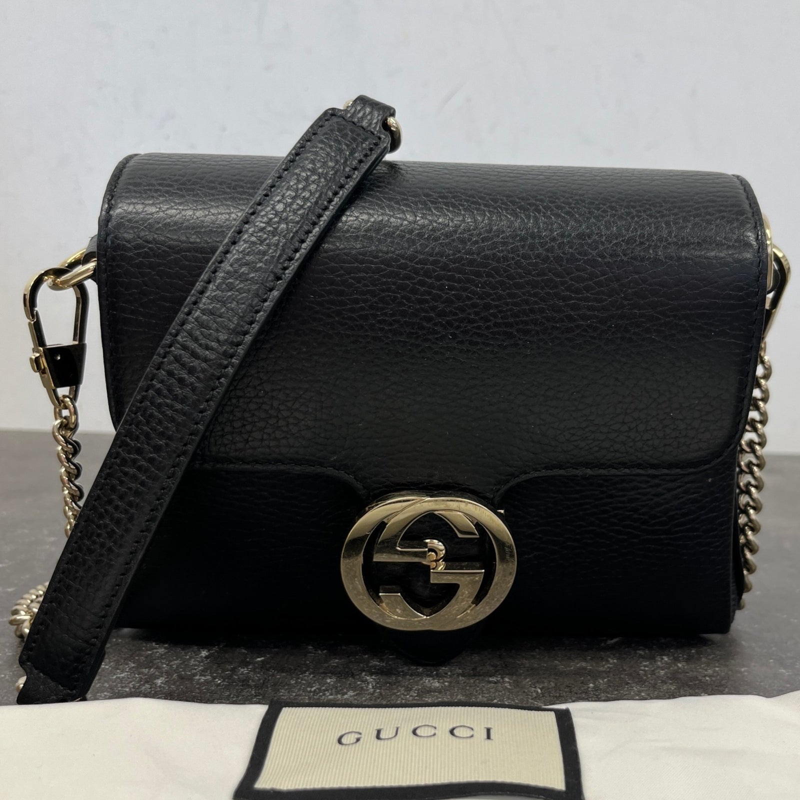 Women's Interlocking G Bag Black - Photo 9