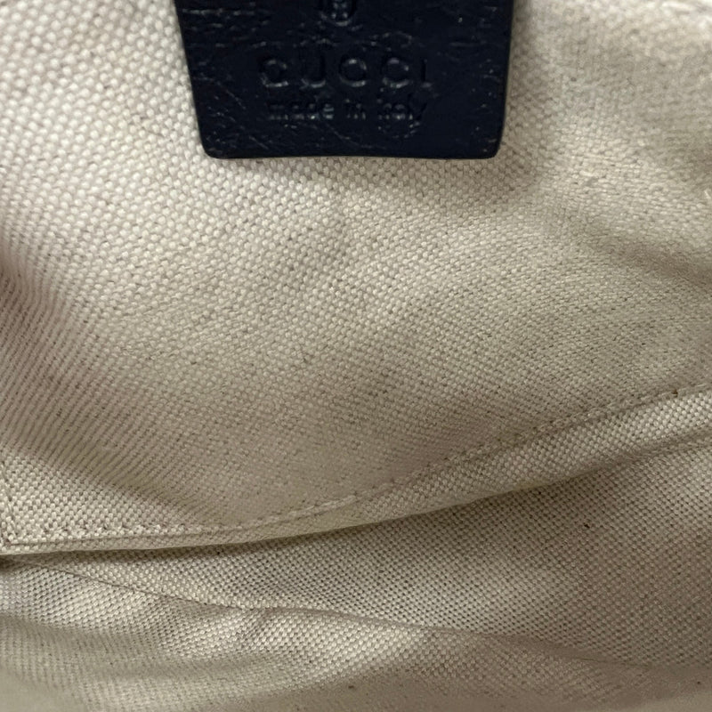 Women's GG Supreme Marmont Crossbody Bag Pink