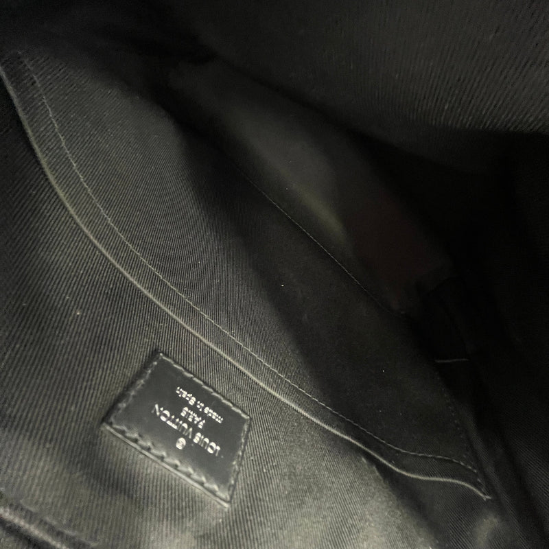 Men's Monogram Eclipse District Pm Messenger Bag Black