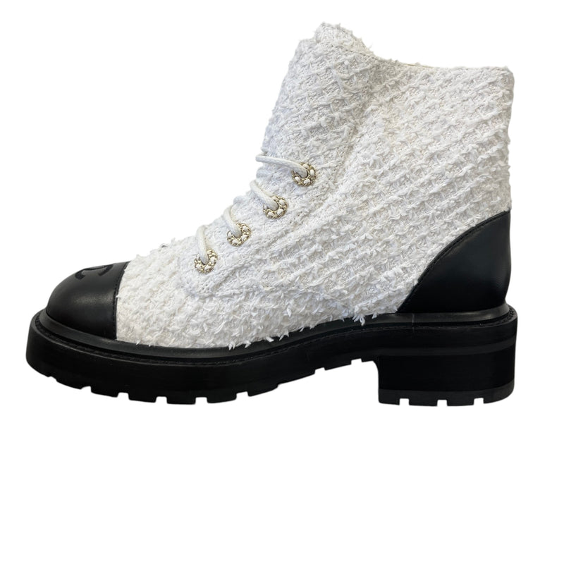 Women's Cc Logo Ankle Boots White Size EU 38 / UK 5